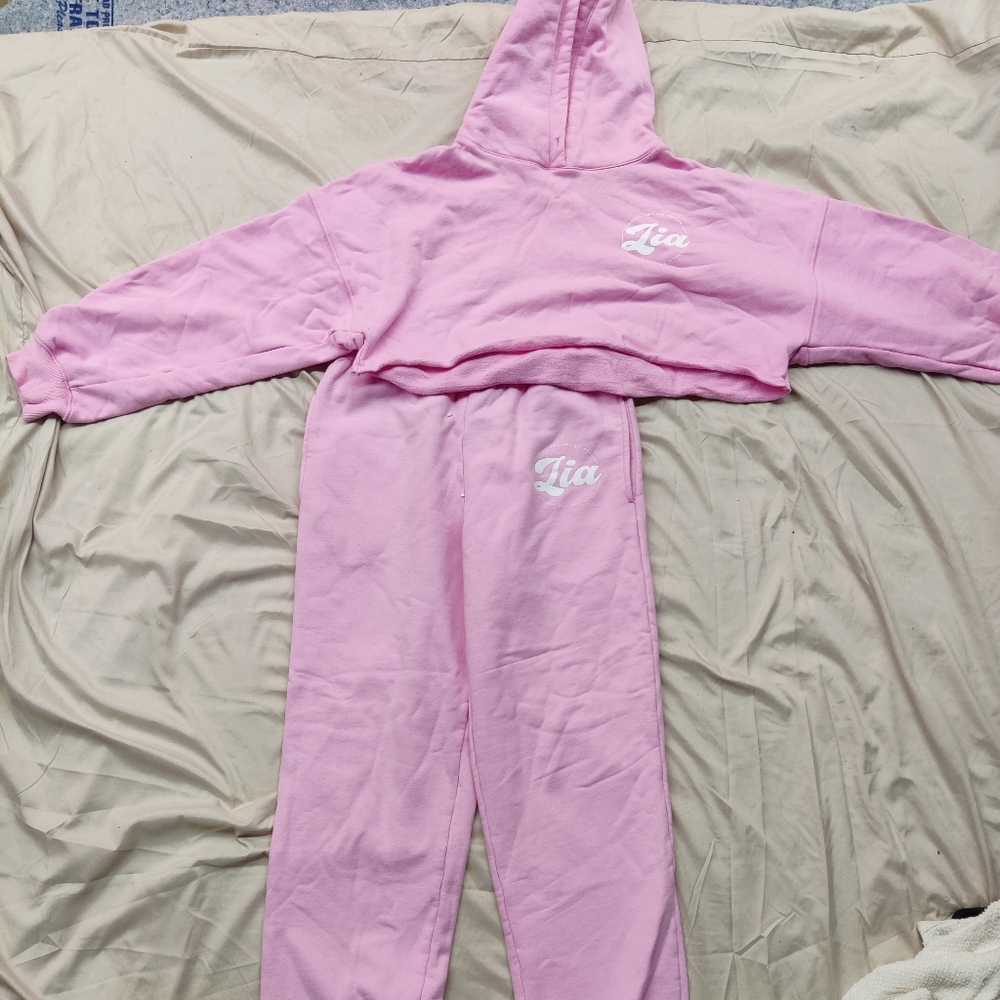Miss Lola Pink crop hoodie and lower